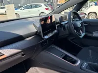Begagnad Cupra Born e-Boost 169 kW (231 HK) 2026 Vit Halvkombi