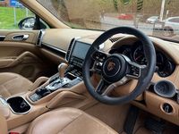 Usado Porsche Cayenne Platinum Edition 262 HP (192 kW) 2016 Preto SUV