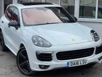 Used Porsche Cayenne 262 HP (192 kW) 2016 White SUV