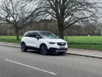 Used Vauxhall Crossland X Elite 130 HP (95 kW) 2020 White SUV