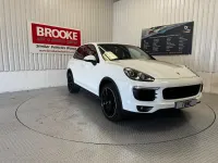 Used Porsche Cayenne Diesel 2015 White SUV