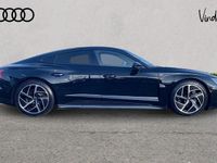 Second-hand Audi e-tron GT quattro Comfort 384 kW (523 CP) 2022 Negru Berlinǎ