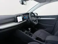 Second-hand VW Golf VIII Life 2022 Alb Hatchback