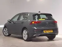 Second-hand VW Golf VIII Style 150 CP (110 kW) 2023 Gri Hatchback