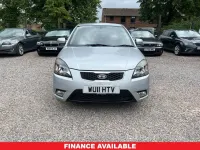 Used Kia Rio 109 HP (80 kW) 2011 Silver Hatchback