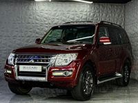 Used Mitsubishi Shogun 187 HP (137 kW) 2016 Red SUV