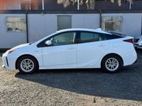 Used Toyota Prius 2025 White Hatchback
