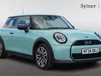 Used Mini Cooper Hatch 154 HP (113 kW) 2024 Green Hatchback