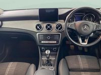 Used Mercedes GLA180 Urban 122 HP (89 kW) 2020 SUV