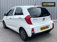 Used Kia Picanto 65 HP (47 kW) 2016 White Hatchback