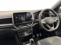 Usado VW T-Roc R-line 150 HP (110 kW) 2025 Azul SUV