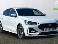 Used Ford Focus ST-Line X 125 HP (91 kW) 2023 White Hatchback
