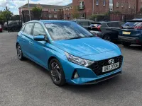 Used Hyundai i20 SE 100 HP (73 kW) 2023 Turquoise Hatchback