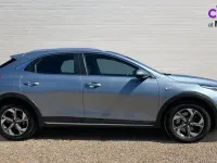 Usado Kia XCeed 118 CV (86 kW) 2022 Plateado SUV