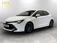 Używany Toyota Corolla Design 122 KM (89 kW) 2019 Biały Hatchback