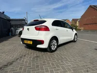 Used Kia Rio 84 HP (61 kW) 2015 White Hatchback