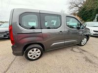 Used Vauxhall Combo S 100 HP (73 kW) 2019 Grey MPV
