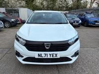Gebraucht Dacia Sandero Essentiel 91 PS (66 kW) 2022 Weiß Kleinwagen