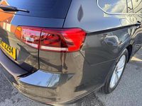 Used VW Passat SE 148 HP (108 kW) 2023 Grey Estate