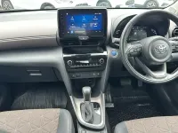 Used Toyota Yaris Hybrid 116 HP (85 kW) 2021 Blue Estate
