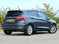 Used Ford Fiesta Titanium 100 HP (73 kW) 2018 Grey Hatchback