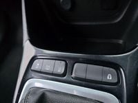 Used Vauxhall Crossland X 81 HP (59 kW) 2018 Red SUV