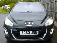 Usado Peugeot 308 Active 92 CV (67 kW) 2013 Gris Utilitario