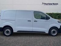 Used Vauxhall Vivaro S 100 HP (73 kW) 2023 White MPV