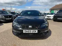 Begagnad Seat Leon Black Edition 150 HK (110 kW) 2020 Svart Halvkombi