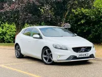 Used Volvo V40 R-Design 115 HP (84 kW) 2014 White Hatchback