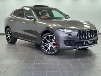Begagnad Maserati Levante 2020 Grå SUV