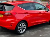 Second-hand Ford Fiesta Zetec 100 CP (73 kW) 2018 Roșu Hatchback