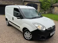 Używany Vauxhall Combo 2016 Biały Minivan