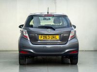 Used Toyota Yaris Multidrive S 99 HP (72 kW) 2014 Grey Hatchback