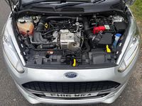 Used Ford Fiesta Zetec 140 HP (102 kW) 2016 Silver Hatchback