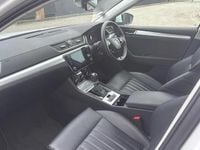 Used Skoda Superb SE Technology 150 HP (110 kW) 2023 White Estate