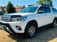 Used Toyota HiLux Active 150 HP (110 kW) 2019 White Pickup