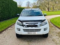 Used Isuzu D-Max 2015 White Pickup