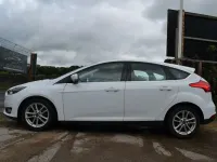 Used Ford Focus Zetec 2015 White Hatchback