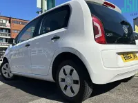 Used VW up! 60 HP (44 kW) 2016 Hatchback