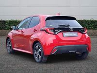 Second-hand Toyota Yaris Hybrid Design 2024 Roșu Hatchback