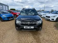 Usado Dacia Duster Prestige 110 CV (80 kW) 2017 Negro SUV