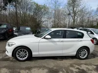 Usado BMW 118 Comfort Edition 136 CV (100 kW) 2019 Blanco Utilitario