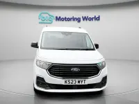 Used Ford Tourneo Connect Titanium 122 HP (89 kW) 2023 White MPV