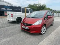 Used Honda Jazz ES 2015 Red Hatchback