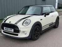 Used Mini Cooper Hatch 136 HP (100 kW) 2018 White Hatchback