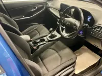 Used Hyundai i30 SE 120 HP (88 kW) 2017 Blue Hatchback