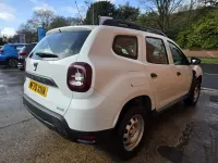 Used Dacia Duster Essentiel 101 HP (74 kW) 2020 White SUV