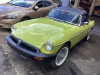 Used MG B 95 HP (69 kW) 1975 Yellow Cabriolet