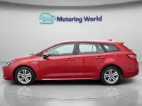 Used Toyota Corolla 122 HP (89 kW) 2019 Red Estate